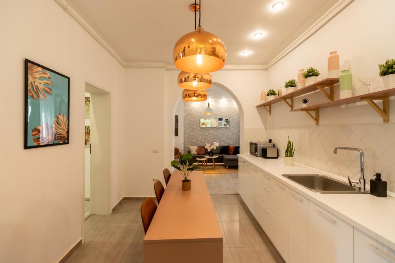 Ideal Stay: Spacious 2Br Apt Near Calea Victoriei Bucareste Exterior foto